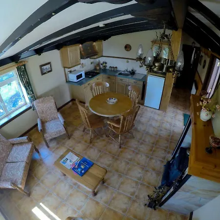 Privatunterkunft Raymond's House